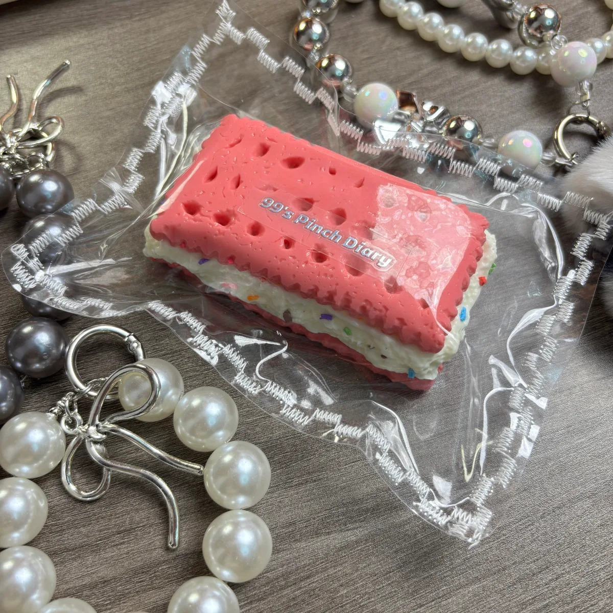 Dopamine Cream Cookie Squishy Toy